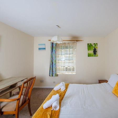 Fab Arthur Seat Views, Old Town Apartment 에든버러 외부 사진