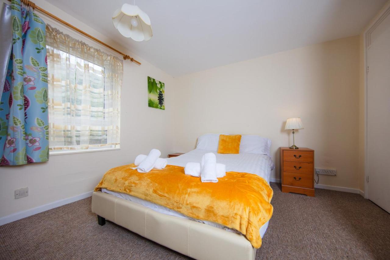 Fab Arthur Seat Views, Old Town Apartment 에든버러 외부 사진